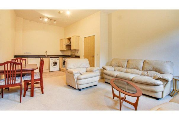 32, St Johns Hill, Shrewsbury, Shropshire - Photo 1