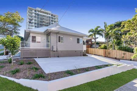 2/75 Regent Street, Woolloongabba QLD 4102 - Studio For Rent | Domain - Photo 4