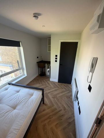 Room in a Shared House, Chapel Road, SE27 - Photo 3