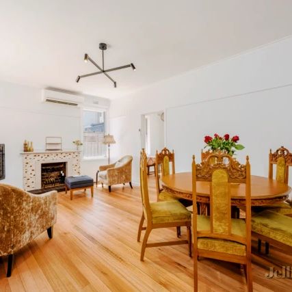 4 Bed, 2 Bath - Photo 1