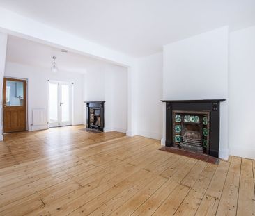 2 bedroom cottage to rent - Photo 1