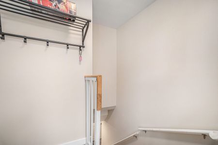 For Lease - 17 Overlake Drive Unit# B, Cityview - Parkwoods Hills - Rideau Shore, Ontario - Photo 4