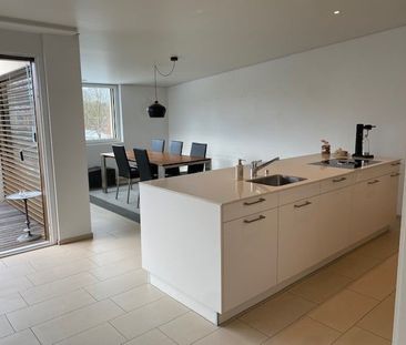 "4.5-Zimmer voller Charme, Sonnenschein und Freiraum" - Photo 4