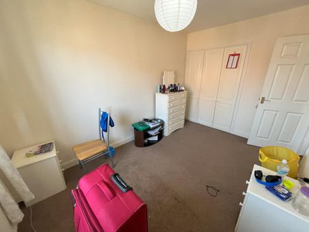 3 bedroom terraced house to rent - Photo 3