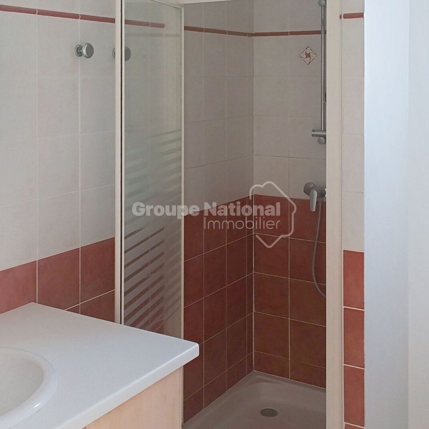 Maison Individuelle de 72m2 avec garage et jardin, - Photo 1