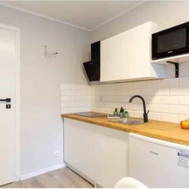 Kompaktowa kawalerka na wynajem - ul. Toruńska 15 m² - Zdjęcie 1