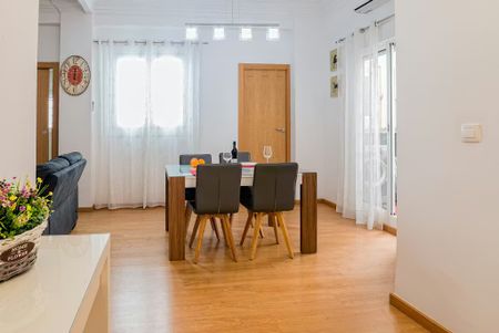 Carrer d'Escalante, Valencia, Valencian Community 46011 - Photo 2