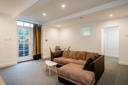 2 bedroom flat to rent - Photo 5