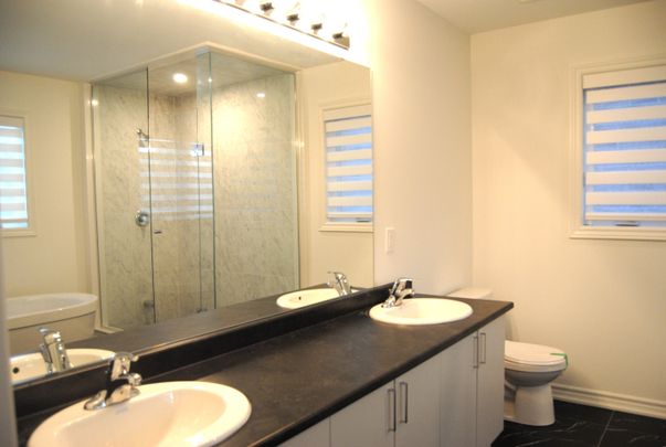 For Lease - 22 Sassafras Road, Springwater, Ontario - Photo 1