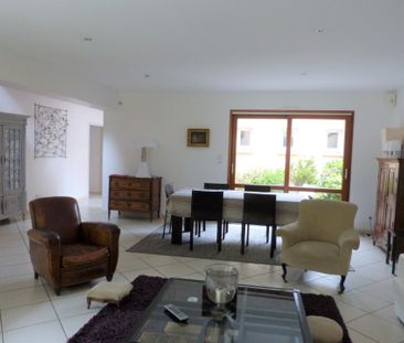 Location Maison 7 pièces 170m² TASSIN LA DEMI LUNE 69160 - Photo 1