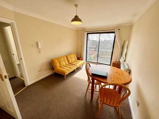 Spring Court, Roberts Road, Shirley - Photo 1