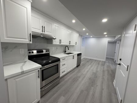 For Lease - 5517 Meadowcrest Avenue Unit# Basement, Mississauga, Ontario - Photo 4