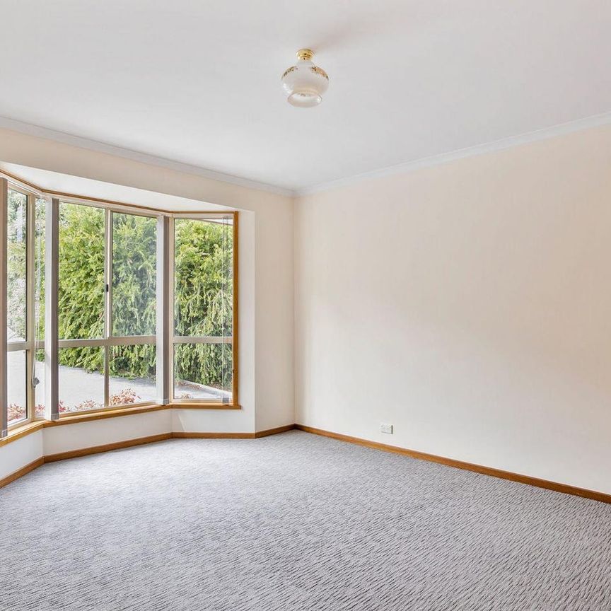 Breathtaking Villa Views - Photo 1