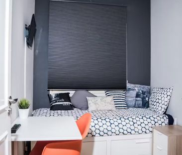 Carrer d'Aragó, Barcelona, Catalonia 08013 - Photo 5