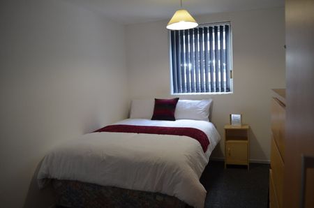 2 Bed Flat, Marquis Street, LE1 - Photo 2