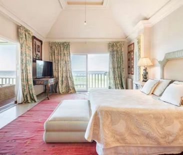 4 room luxury Villa for rent in Marbella, Spain - Photo 4