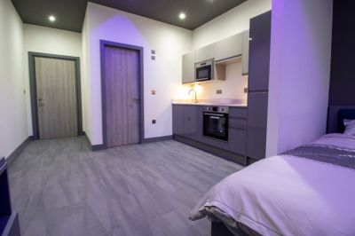 1 bedroom Flat in Apartment 92, Leeds - Photo 5