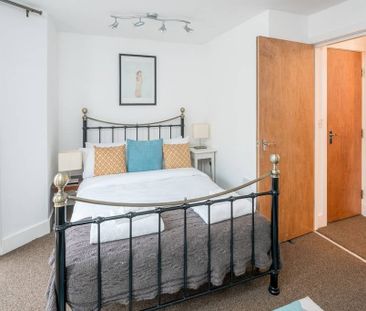 1 Bed Flat, Narford Road, E5 - Photo 6