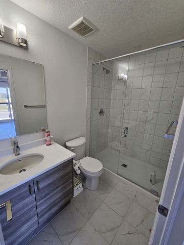 For Lease - 1 Benninger Drive, Kitchener, Ontario - Photo 4