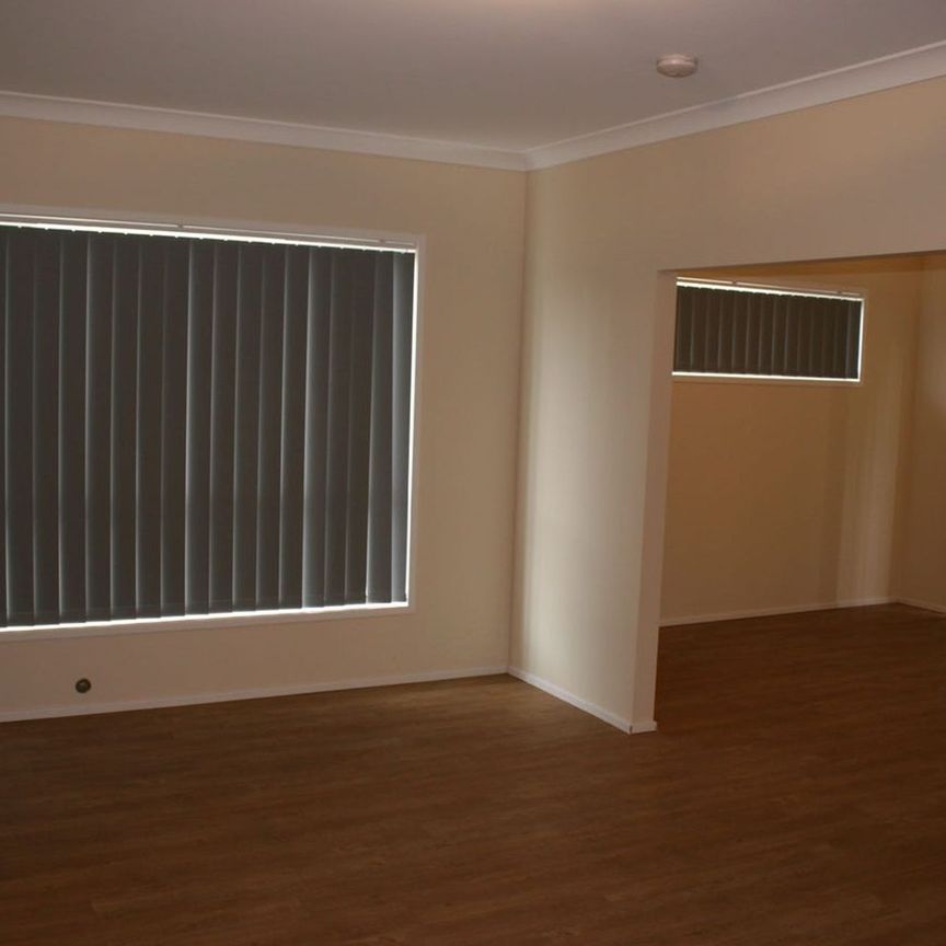 Great Location - 4 Bedroom Duplex - Photo 1