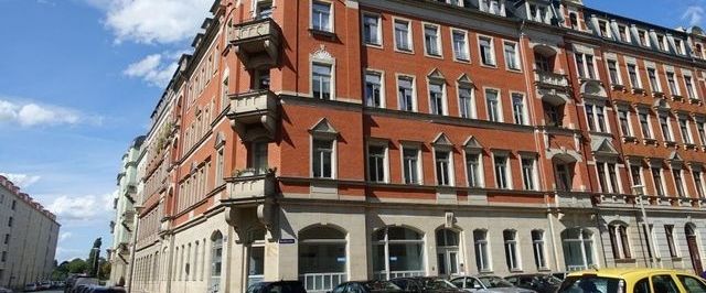 Elbnahe Wohlfühloase mit 2 Balkonen für die ganze Familie! Optimale Raumaufteilung! - Foto 1