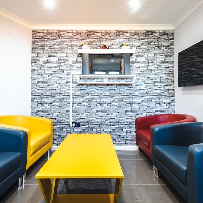 2 Bed Flat, Reading, RG1 - Photo 1