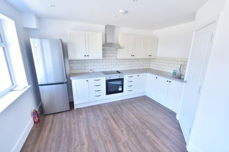 1 bedroom ground floor flat to rent - Photo 2