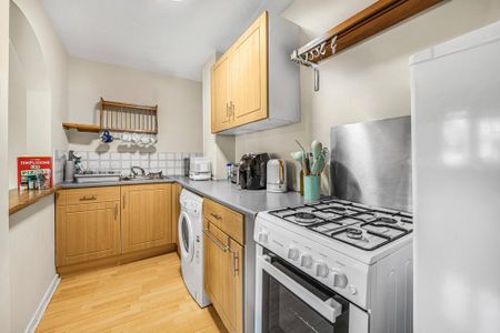 1 bedroom terraced house to rent - Photo 4