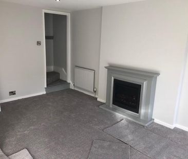 Fieldway Close - Photo 1