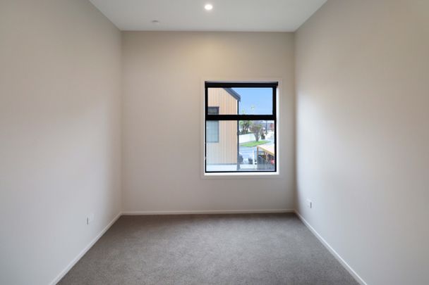 Central Hutt Living - 1 week free rent - Photo 1