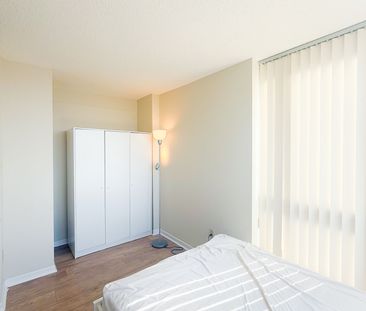 For Lease - 44 St. Joseph Street Unit# 1212, Toronto, Ontario - Photo 2