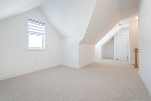 For Lease - 4 Danielle Crescent, Midland, Ontario - Photo 1