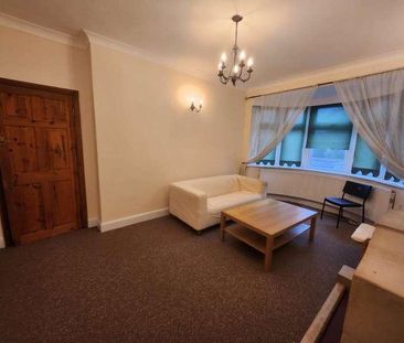 Hedgeley, Woodford Avenue, Ilford, IG4 - Photo 1