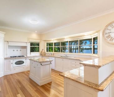 Furnished Luxurious Riverfront Home - Photo 6