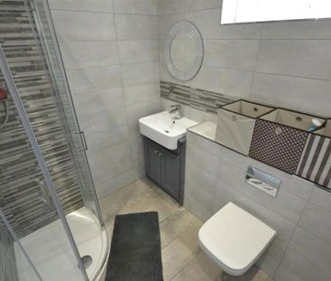 4 bedroom terraced house to rent - Photo 1
