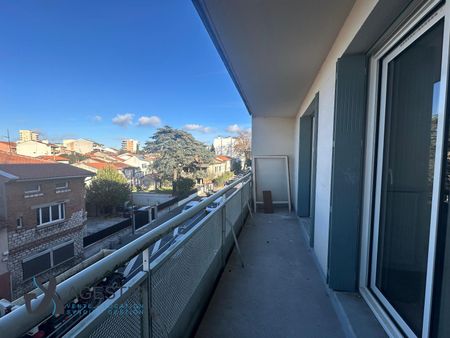 APPARTEMENT T3 105M - Photo 5