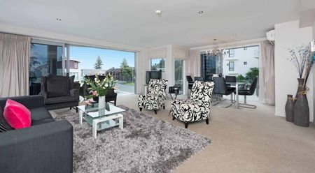 Location! Location! Location! - Photo 2