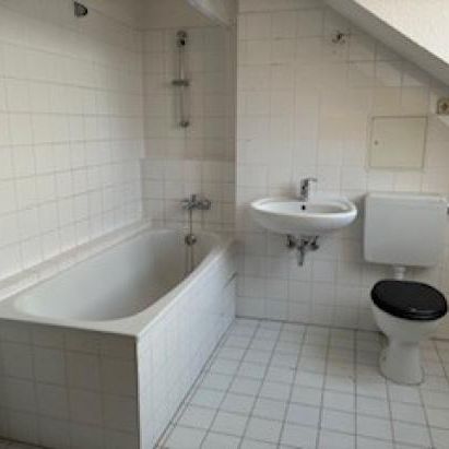 2 Zimmer-Dachgeschoß-Wohnung mit Wintergarten in Karow zu vermieten - Photo 1