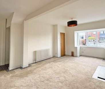 Heywood Avenue, Austerlands, Oldham, OL4 - Photo 5