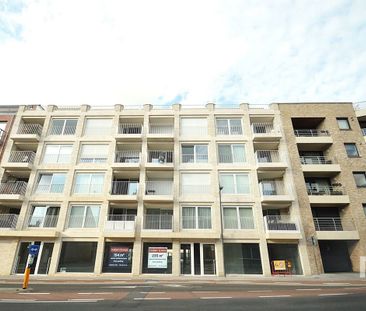 Nieuwbouwappartement met 2 slaapkamers en carport te Ieper - Photo 6