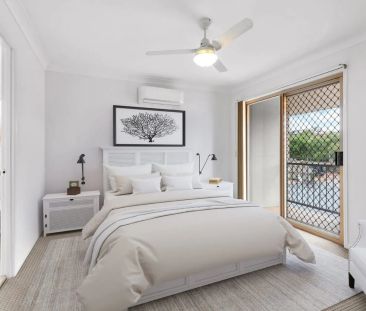 Modern Three-Bedroom Home with Private Courtyard and Entertaining S... - Photo 5