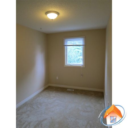 30 Vaughan St, Guelph - Photo 4