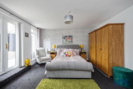 14 Ballycolin Road, Belfast, BT17 0NN - Photo 3