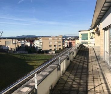 Above the rooftops of Hinwil - Photo 4