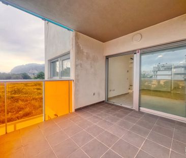 Piso 2 habitaciones de 69 m² en Les Marines (03700) - Photo 1