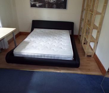 4 bedroom house to rent - Photo 3