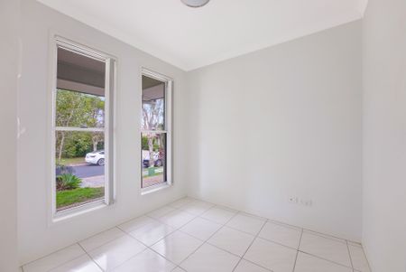 Fantastic low maintenance home! - Photo 5