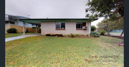 Well-Presented Unit Offering Comfort and Walkability - Photo 2