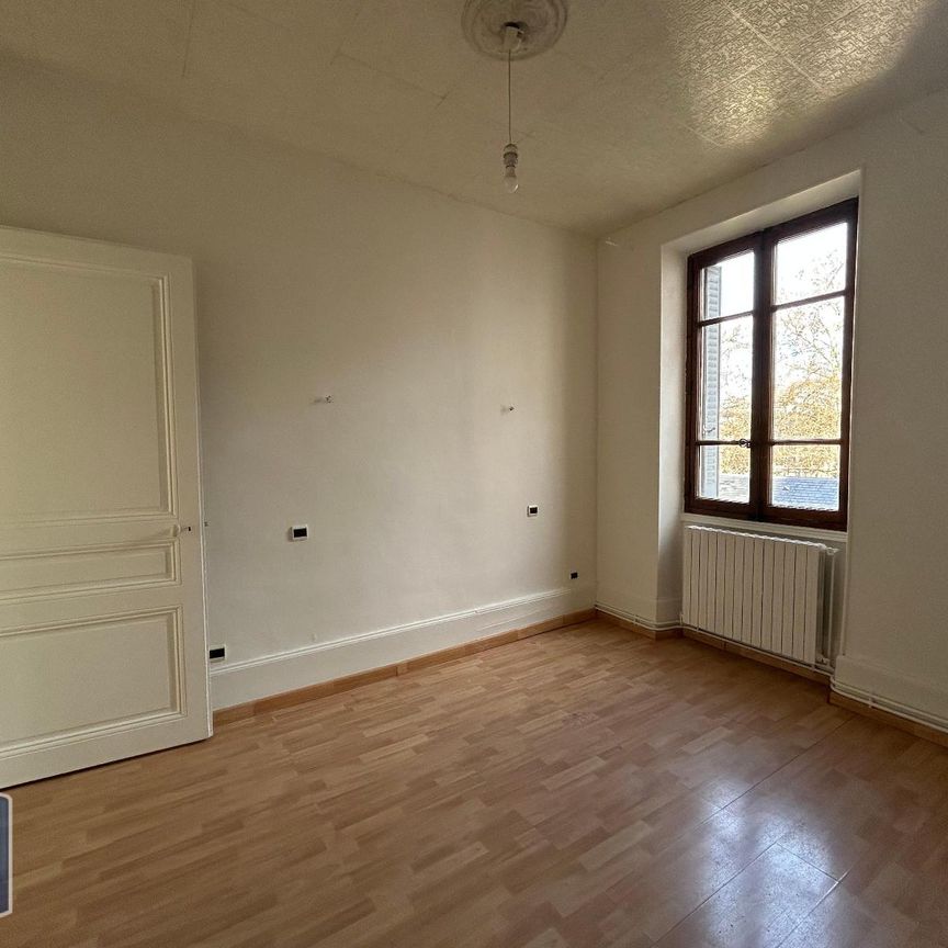 Location Appartement 4 pièces 74m² CHAMBERY 73000 - Photo 1
