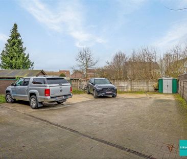 Appartement met 2 kamers en staanplaats - Photo 3